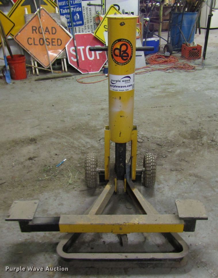 image for item DG1355 APE bumper jack
