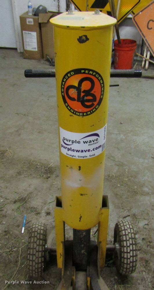 image for item DG1355 APE bumper jack