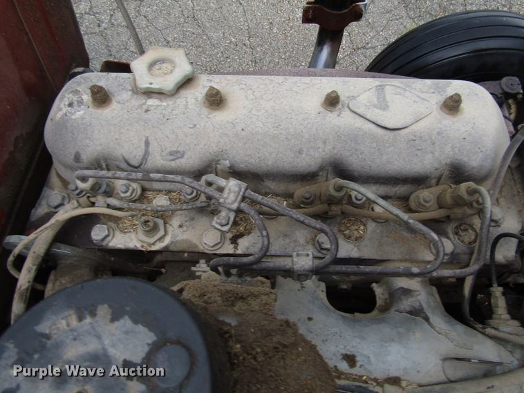 image for item DG1356 1989 Hesston 80-66 tractor