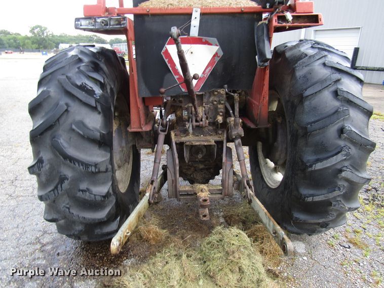 image for item DG1356 1989 Hesston 80-66 tractor