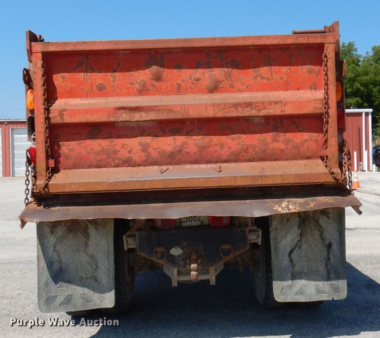 image for item DG4864 1995 Ford F80 dump truck