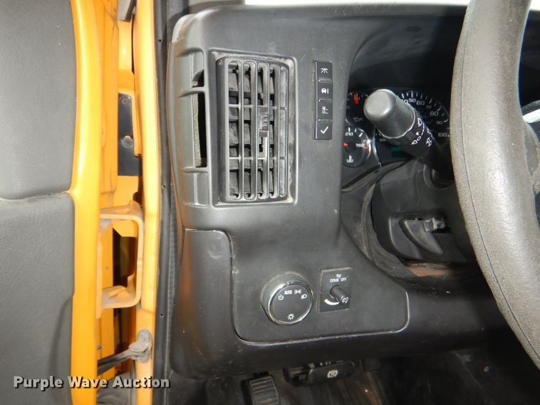 image for item DG4865 2011 Chevrolet Express G3500 Thomas school bus