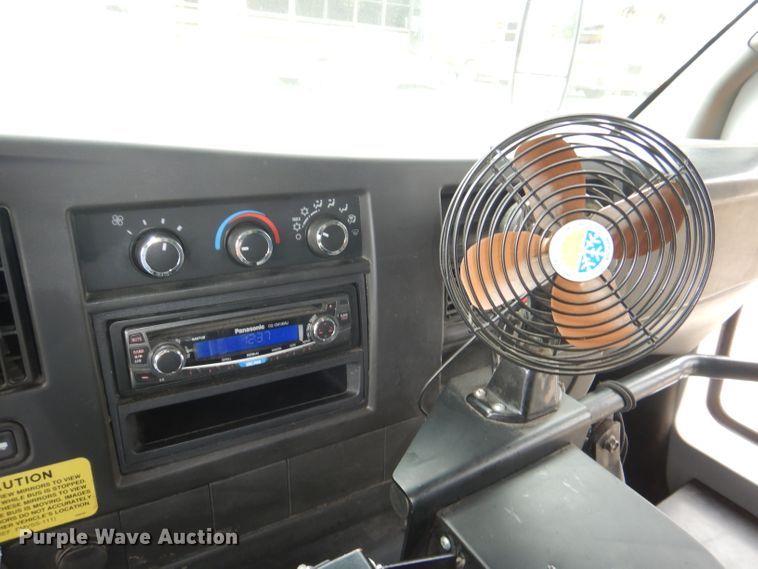 image for item DG4865 2011 Chevrolet Express G3500 Thomas school bus