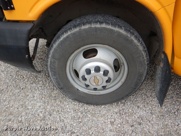 image for item DG4865 2011 Chevrolet Express G3500 Thomas school bus