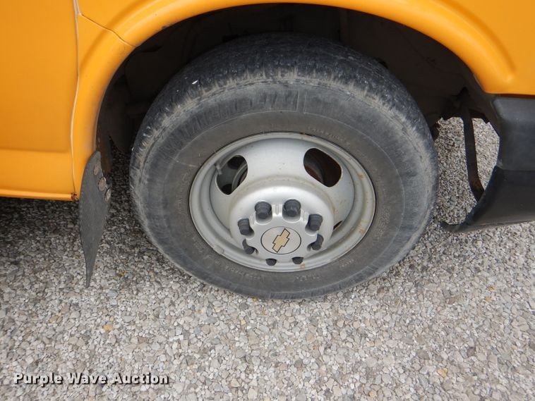 image for item DG4865 2011 Chevrolet Express G3500 Thomas school bus