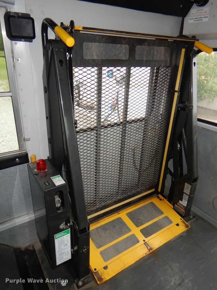 image for item DG4865 2011 Chevrolet Express G3500 Thomas school bus