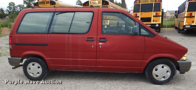 image for item DG4866 1997 Ford Aerostar XLT van