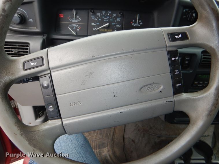 image for item DG4866 1997 Ford Aerostar XLT van