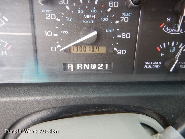 image for item DG4866 1997 Ford Aerostar XLT van