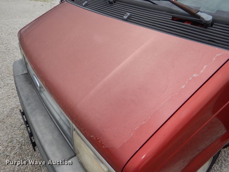 image for item DG4866 1997 Ford Aerostar XLT van