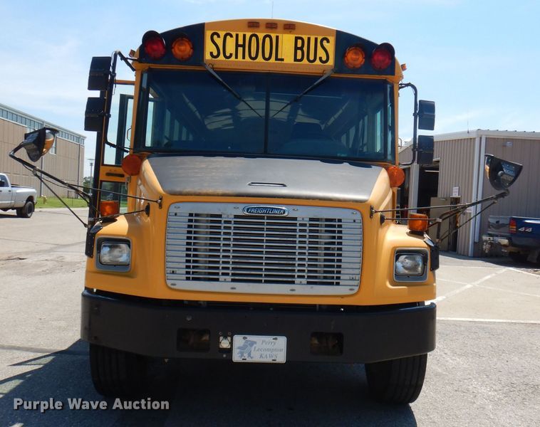 image for item DG4867 2001 Freightliner FS65 school bus