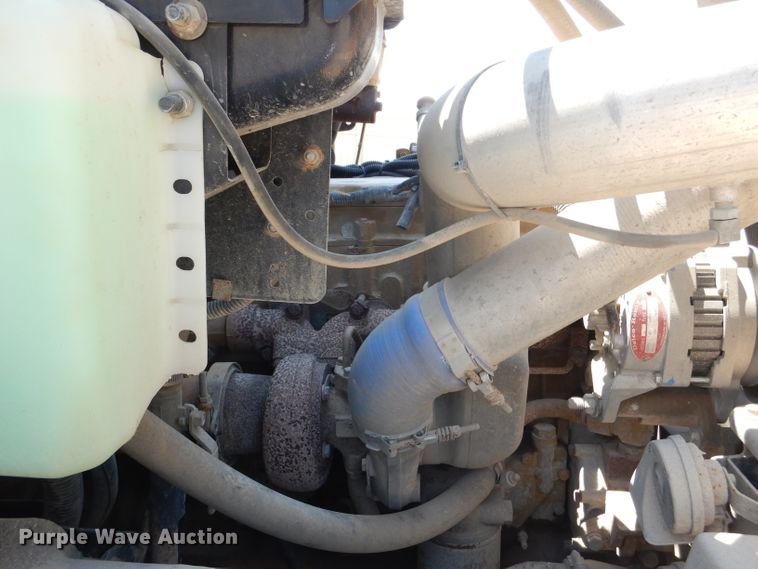 image for item DG4867 2001 Freightliner FS65 school bus