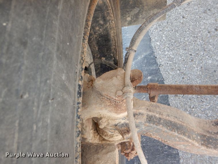 image for item DG4867 2001 Freightliner FS65 school bus