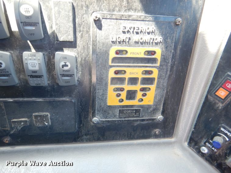 image for item DG4867 2001 Freightliner FS65 school bus