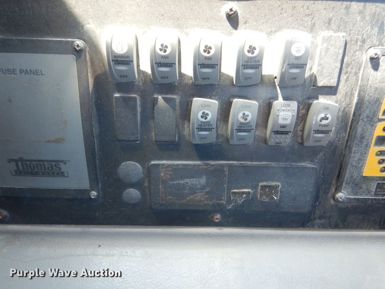 image for item DG4867 2001 Freightliner FS65 school bus