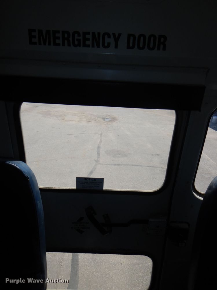 image for item DG4867 2001 Freightliner FS65 school bus