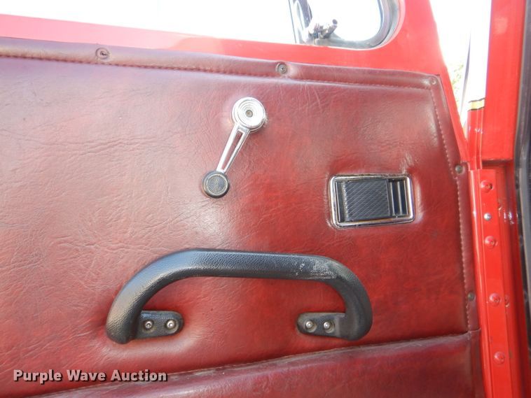 image for item DG4870 1992 Ottawa E-1 pumper rescue fire truck