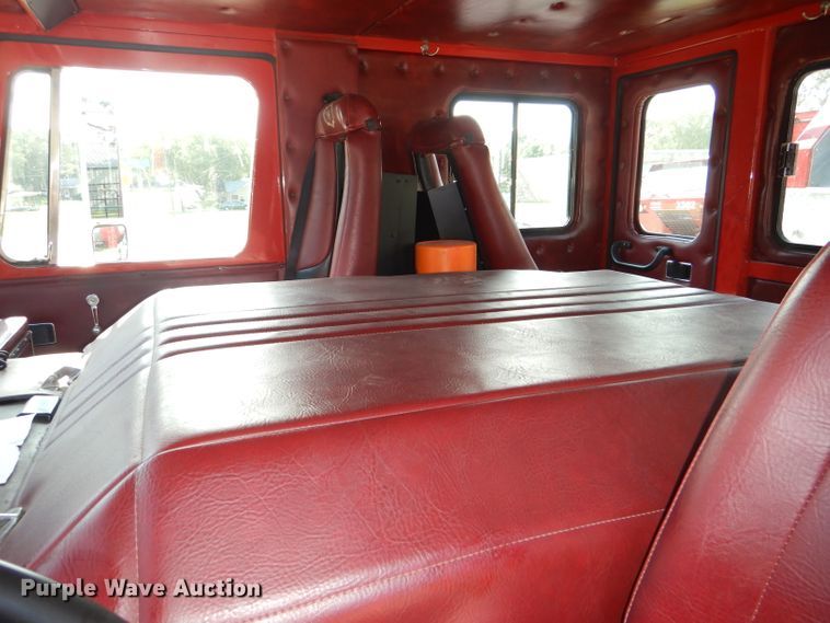 image for item DG4870 1992 Ottawa E-1 pumper rescue fire truck