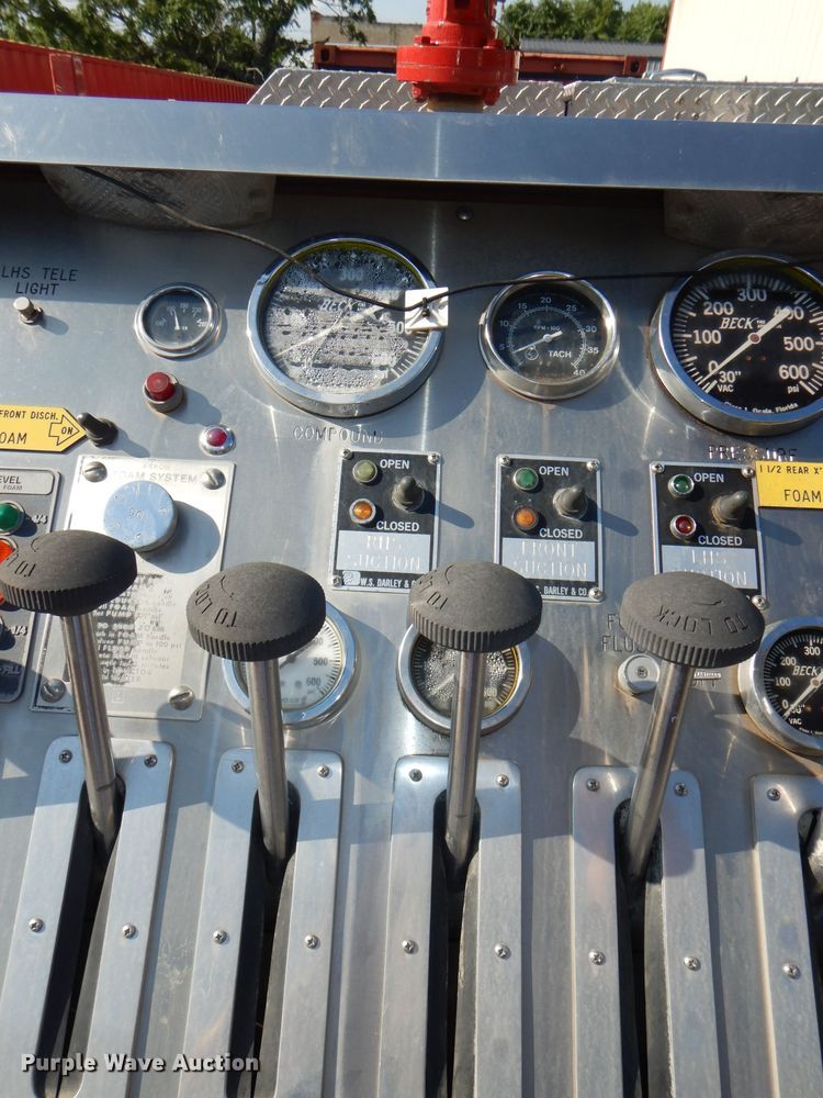 image for item DG4870 1992 Ottawa E-1 pumper rescue fire truck