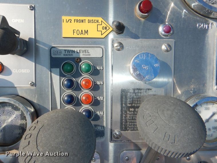 image for item DG4870 1992 Ottawa E-1 pumper rescue fire truck