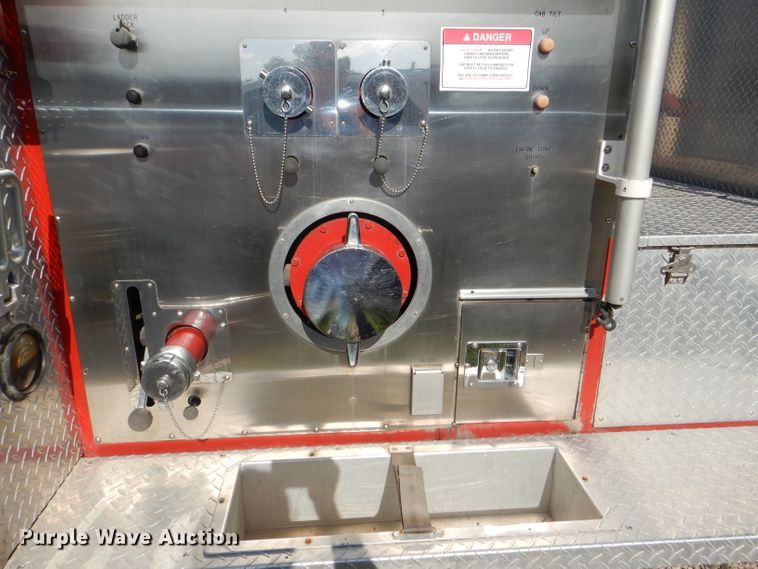 image for item DG4870 1992 Ottawa E-1 pumper rescue fire truck