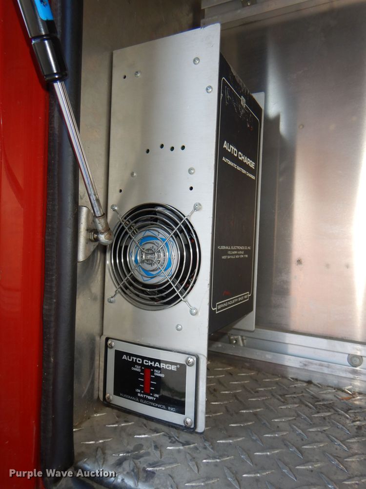 image for item DG4870 1992 Ottawa E-1 pumper rescue fire truck