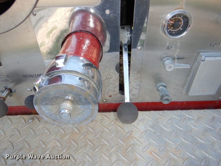 image for item DG4870 1992 Ottawa E-1 pumper rescue fire truck