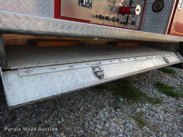 image for item DG4870 1992 Ottawa E-1 pumper rescue fire truck