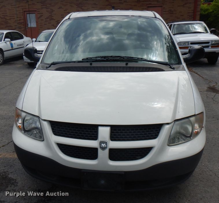 image for item DH0324 2002 Dodge Caravan minivan