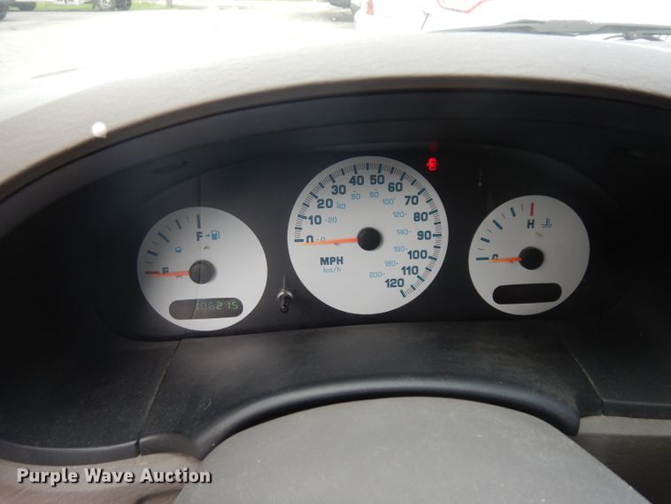 image for item DH0324 2002 Dodge Caravan minivan