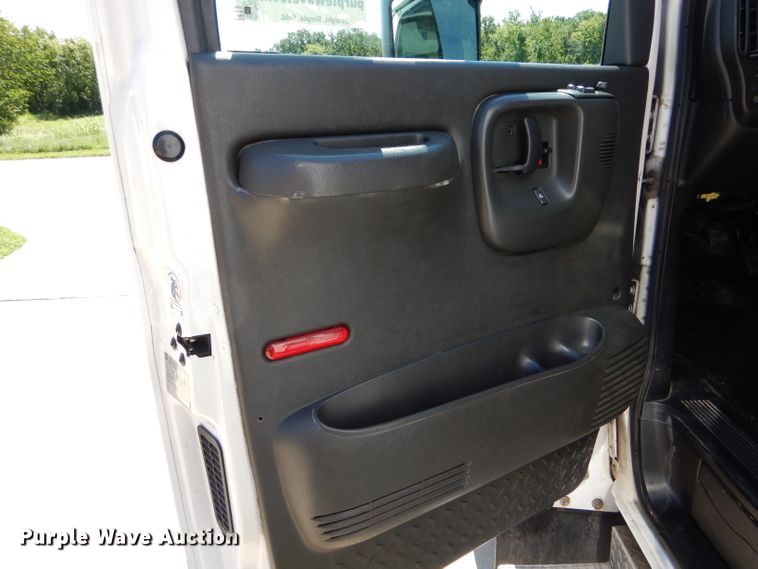 image for item DH6045 2009 Chevrolet C4500 ambulance