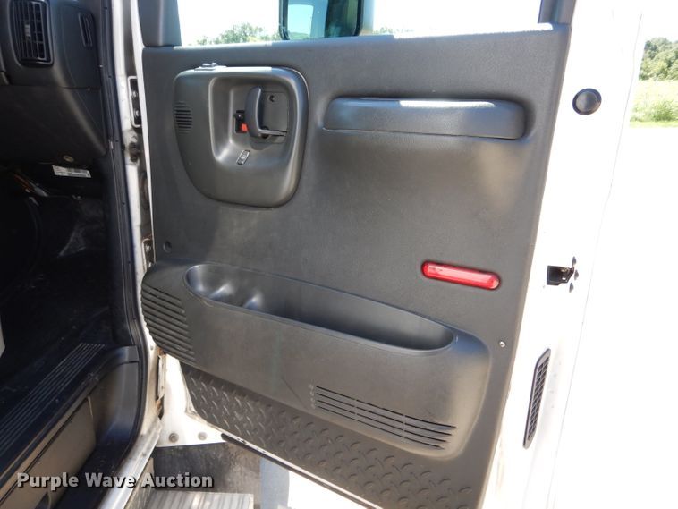 image for item DH6045 2009 Chevrolet C4500 ambulance