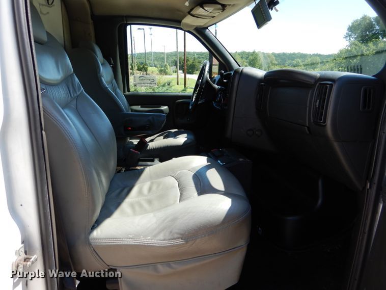 image for item DH6045 2009 Chevrolet C4500 ambulance