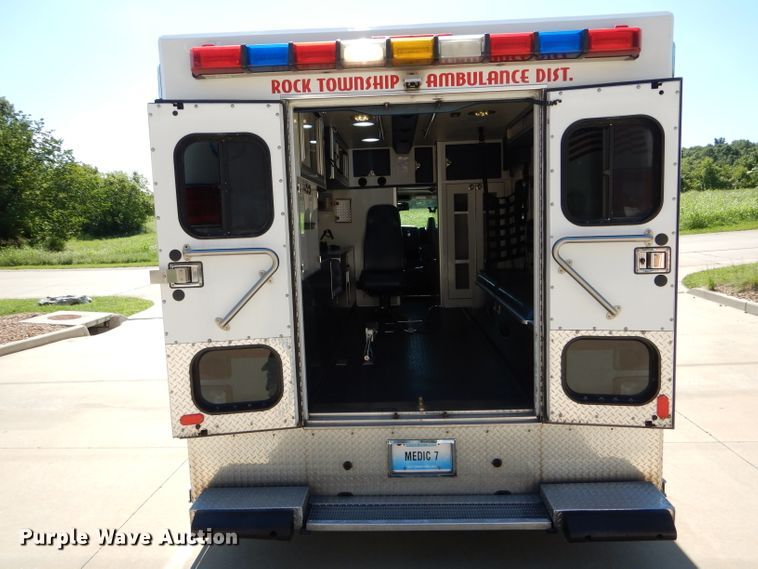 image for item DH6045 2009 Chevrolet C4500 ambulance