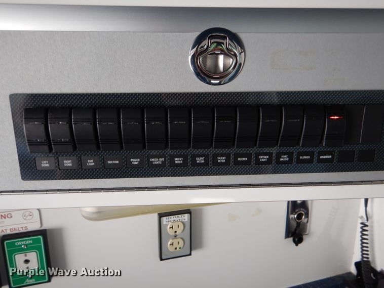 image for item DH6046 2009 Chevrolet C4500 ambulance