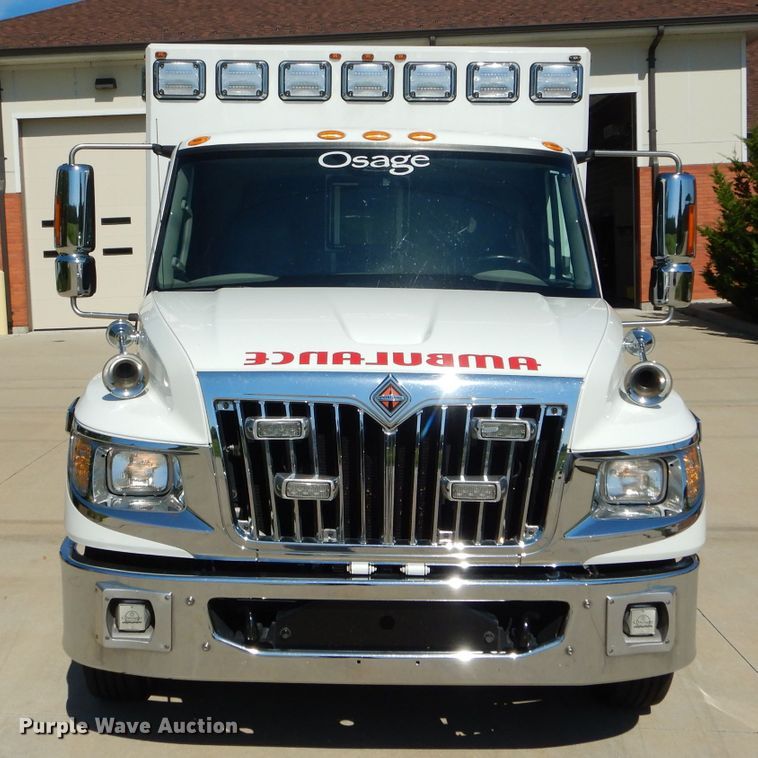 image for item DH6047 2014 International TerraStar ambulance
