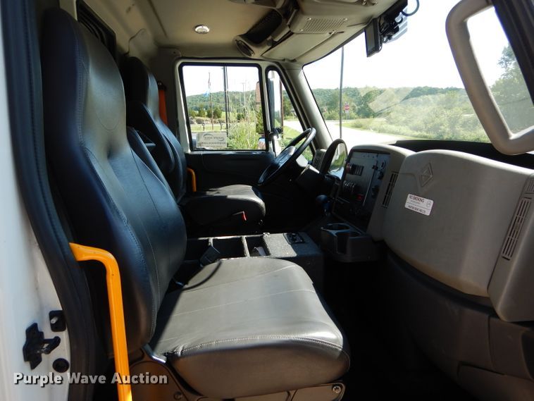 image for item DH6047 2014 International TerraStar ambulance