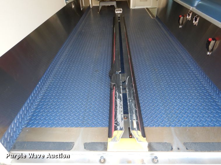 image for item DH6047 2014 International TerraStar ambulance