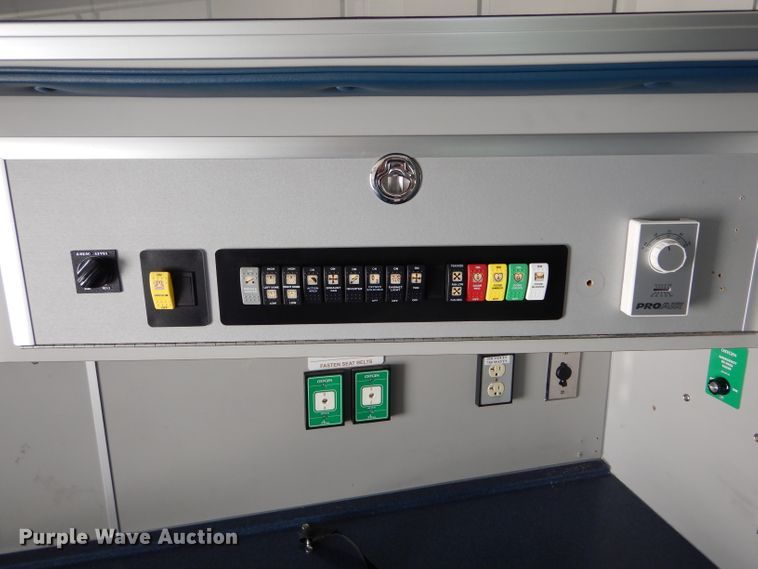 image for item DH6047 2014 International TerraStar ambulance