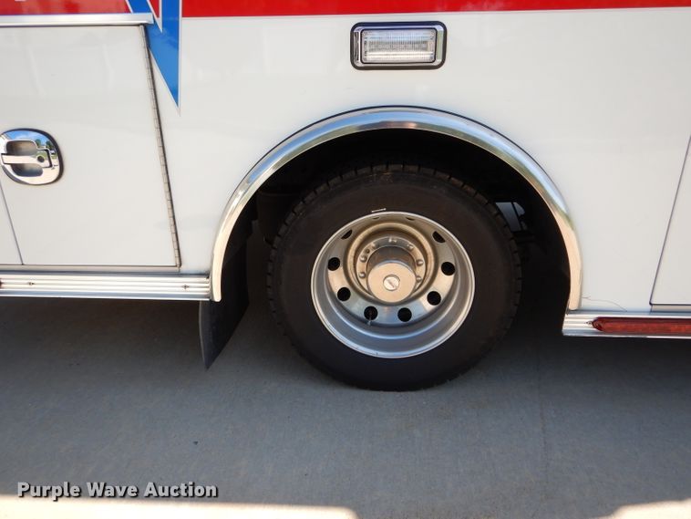 image for item DH6047 2014 International TerraStar ambulance