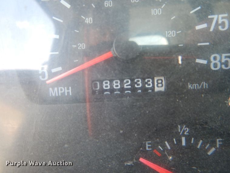 image for item DH6055 1999 Sterling L-Line sludge spreader truck