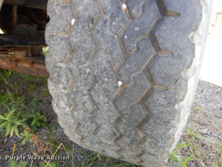 image for item DH6055 1999 Sterling L-Line sludge spreader truck