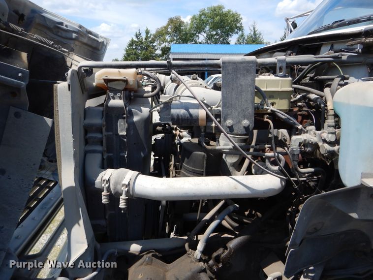 image for item DH6056 1993 Ford F800 bucket truck