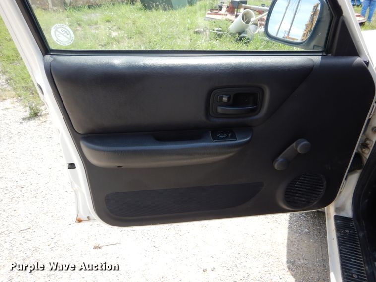 image for item DH6059 2000 Jeep Cherokee SUV