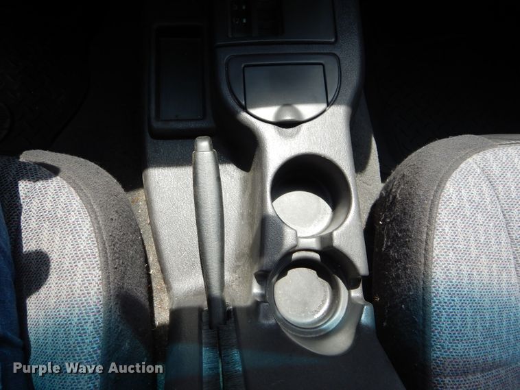 image for item DH6059 2000 Jeep Cherokee SUV