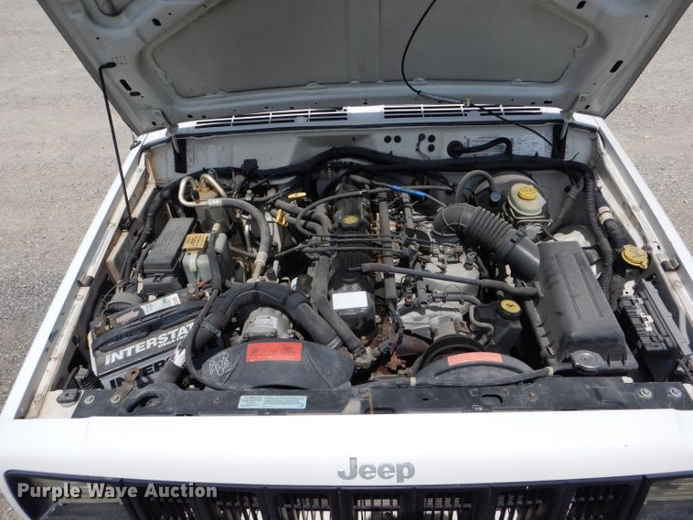 image for item DH6059 2000 Jeep Cherokee SUV