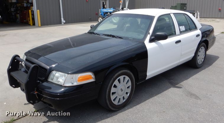 image for item DH6060 2010 Ford Crown Victoria Police Interceptor