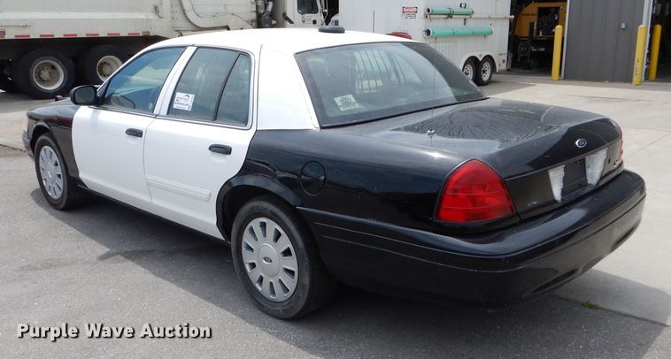 image for item DH6060 2010 Ford Crown Victoria Police Interceptor