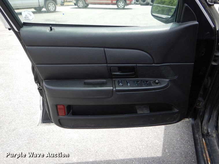 image for item DH6060 2010 Ford Crown Victoria Police Interceptor