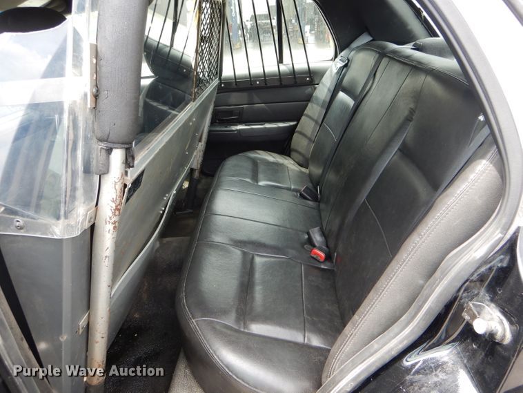 image for item DH6060 2010 Ford Crown Victoria Police Interceptor